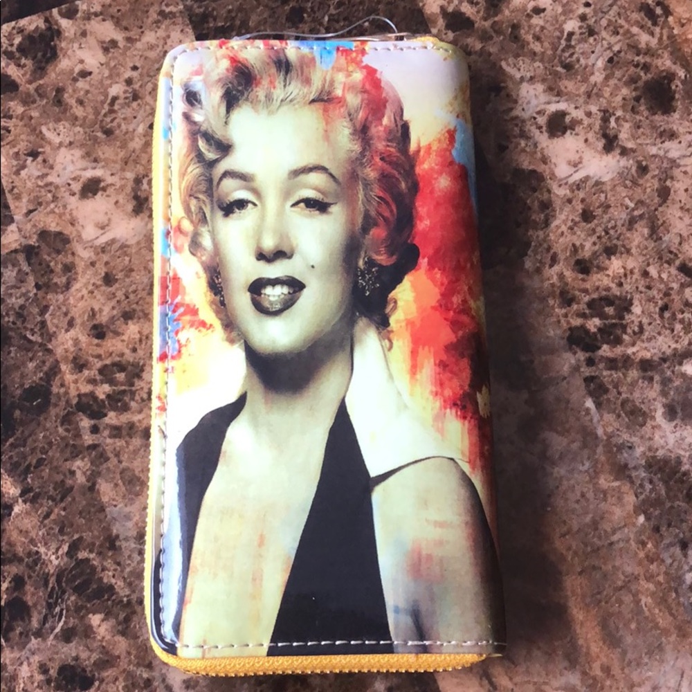 Marilyn Monroe wallet